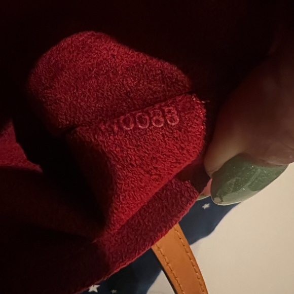 Authentic Louis Vuitton bag - Picture 7 of 7